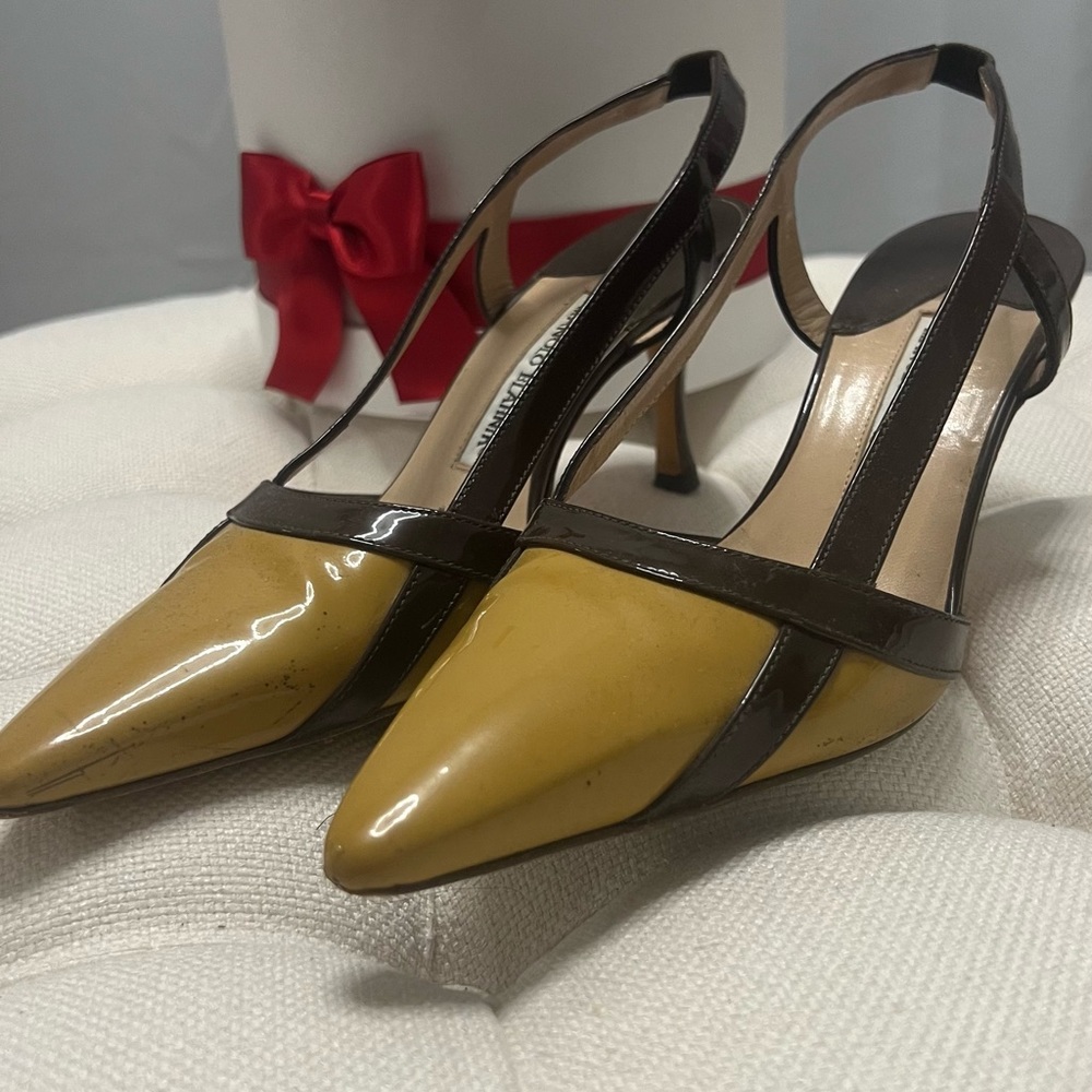 Manolo Blahnik slingback pumps size 38